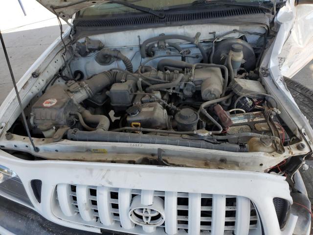 5TENL42NX2Z015136 - 2002 TOYOTA TACOMA WHITE photo 11