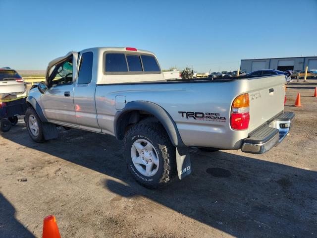 5TEWN72N03Z230963 - 2003 TOYOTA TACOMA XTRACAB SILVER photo 2