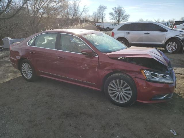 1VWBT7A30HC065018 - 2017 VOLKSWAGEN PASSAT SE RED photo 4