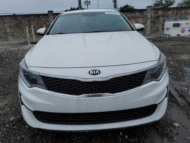 KNAGT4L39G5072568 - 2016 KIA OPTIMA LX WHITE photo 5