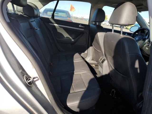 3VWRJ71K68M124549 - 2008 VOLKSWAGEN JETTA WOLFSBURG 银色 照片 10