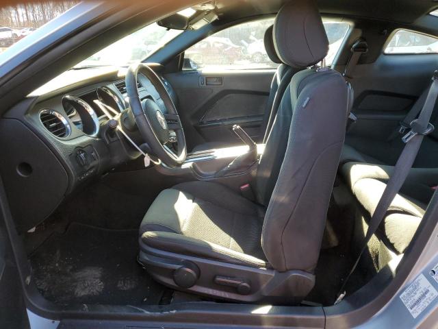 1ZVBP8AM1C5246788 - 2012 FORD MUSTANG SILVER photo 7