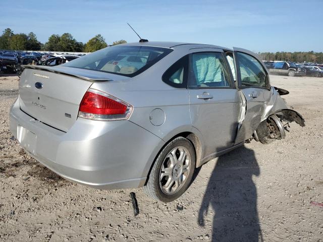 1FAHP36N19W118044 - 2009 FORD FOCUS SES SILVER photo 3