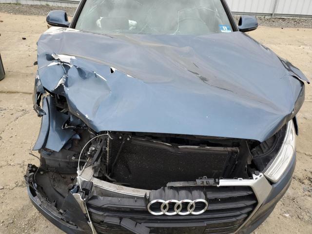 WA1ECCFS9JR018169 - 2018 AUDI Q3 PREMIUM Bleu photo 12