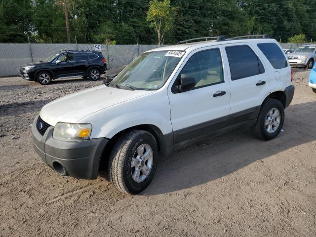 2005 FORD ESCAPE XLT, 