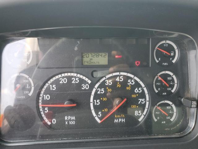 1FVACYCS04HN32870 - 2004 FREIGHTLINER M2 106 MEDIUM DUTY WHITE photo 9