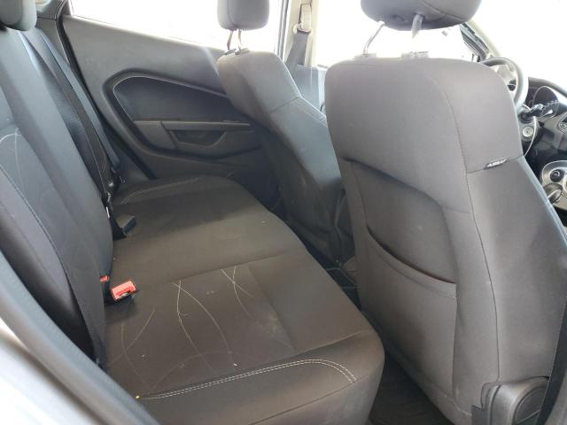 3FADP4BJ9KM147269 - 2019 FORD FIESTA SE ვერცხლისფერი ფოტო 10