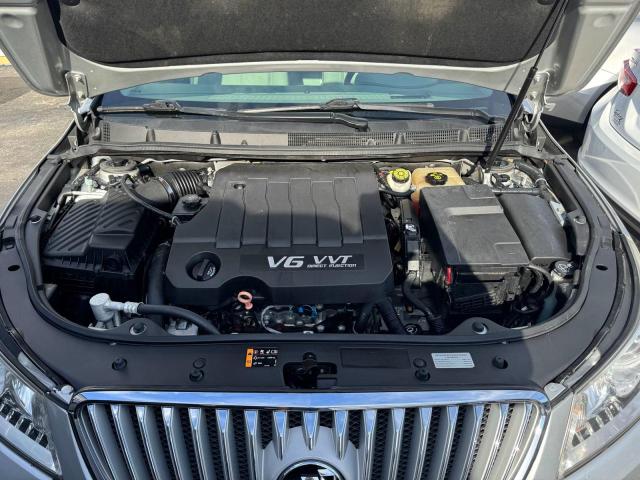 1G4GE5GD3BF335268 - 2011 BUICK LACROSSE CXS فضي صورة 7