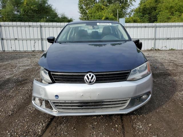 3VW2K7AJ2CM327971 - 2012 VOLKSWAGEN JETTA BASE ლურჯი ფოტო 5