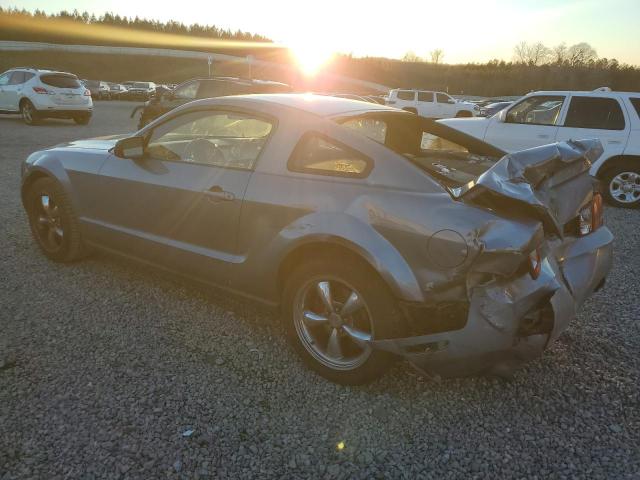 1ZVFT80NX55249473 - 2005 FORD MUSTANG BLUE photo 2