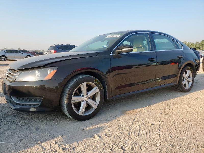 2013 VOLKSWAGEN PASSAT SE, 