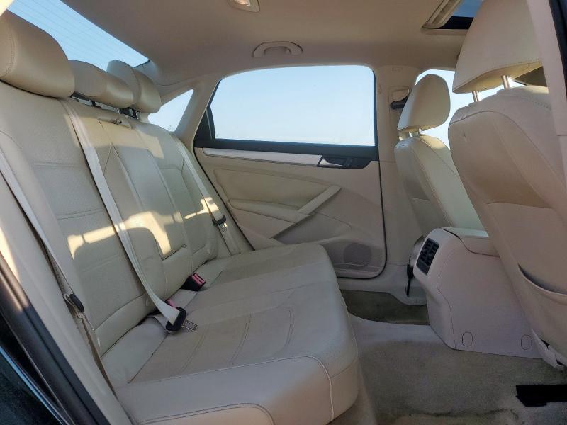 1VWBH7A37DC107180 - 2013 VOLKSWAGEN PASSAT SE BLACK photo 10