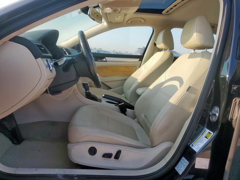 1VWBH7A37DC107180 - 2013 VOLKSWAGEN PASSAT SE BLACK photo 7