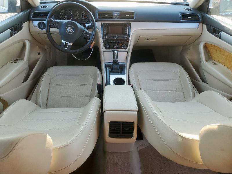 1VWBH7A37DC107180 - 2013 VOLKSWAGEN PASSAT SE BLACK photo 8