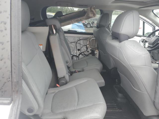 5TDYRKEC5PS141080 - 2023 TOYOTA SIENNA XLE WHITE photo 11
