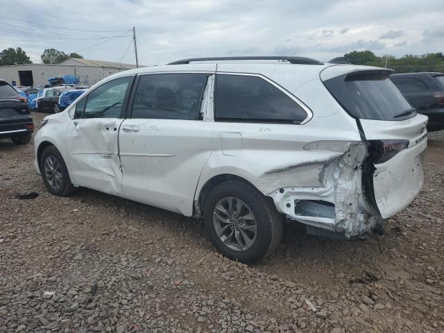 5TDYRKEC5PS141080 - 2023 TOYOTA SIENNA XLE WHITE photo 2