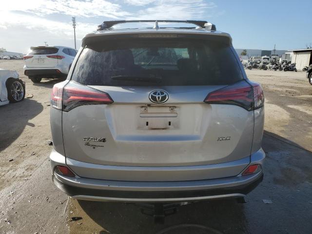 2T3WFREV0HW384502 - 2017 TOYOTA RAV4 XLE SILVER photo 6