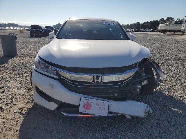 1HGCR2F88HA127131 - 2017 HONDA ACCORD EXL WHITE photo 5