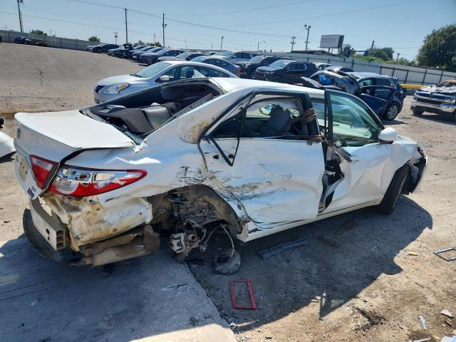 4T1BF1FK5HU410704 - 2017 TOYOTA CAMRY LE WHITE photo 3