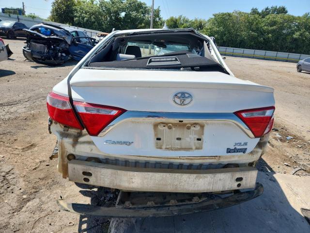 4T1BF1FK5HU410704 - 2017 TOYOTA CAMRY LE WHITE photo 6
