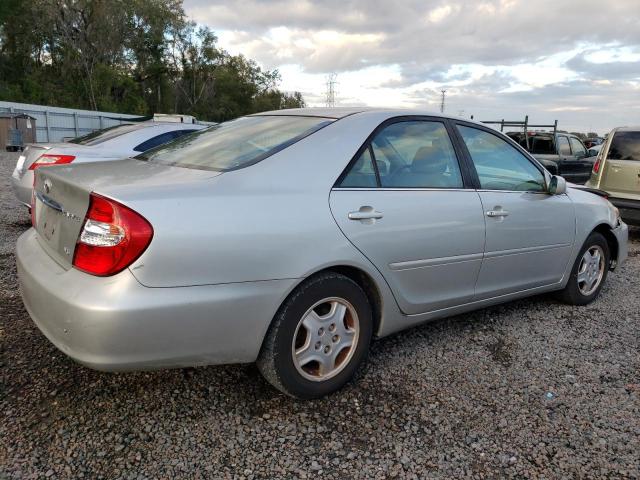 4T1BF32K12U008994 - 2002 TOYOTA CAMRY LE SILVER photo 3