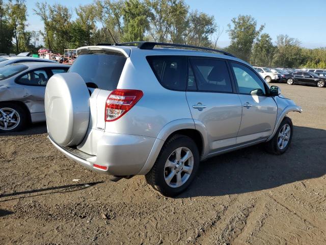 2T3DF4DV0CW268074 - 2012 TOYOTA RAV4 LIMITED 银色 照片 3