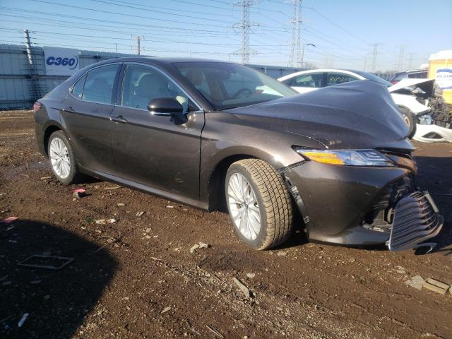 4T1B11HK3JU133889 - 2018 TOYOTA CAMRY L BROWN photo 4