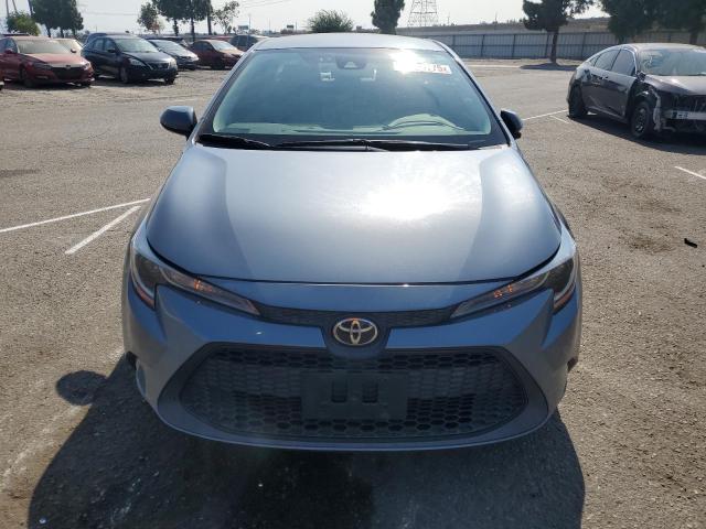 5YFEPMAE7MP177191 - 2021 TOYOTA COROLLA LE BLUE photo 5