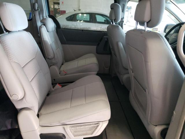 2A4RR5D15AR298415 - 2010 CHRYSLER TOWN & COU TOURING TURQUOISE photo 11