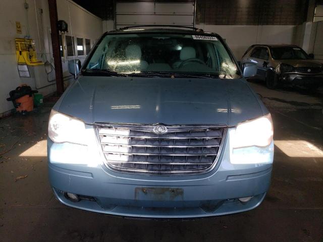 2A4RR5D15AR298415 - 2010 CHRYSLER TOWN & COU TOURING TURQUOISE photo 5