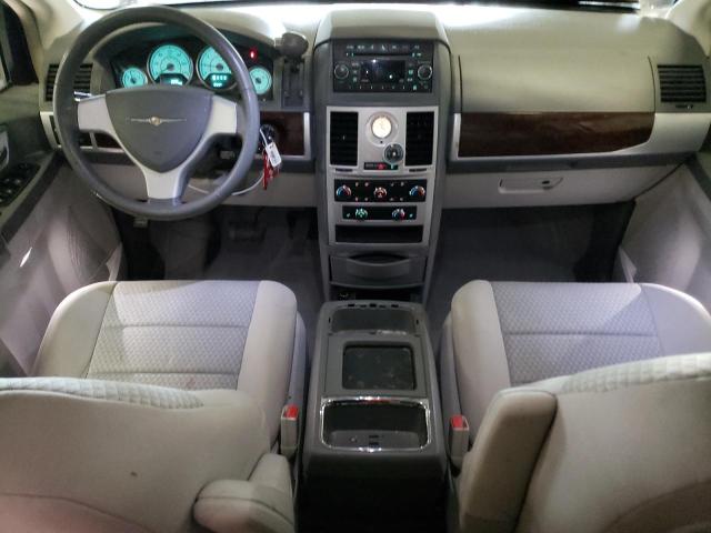 2A4RR5D15AR298415 - 2010 CHRYSLER TOWN & COU TOURING TURQUOISE photo 8