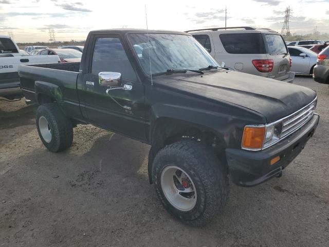 JT4RN63A5J0198947 - 1988 TOYOTA PICKUP RN63 STD BLACK photo 4