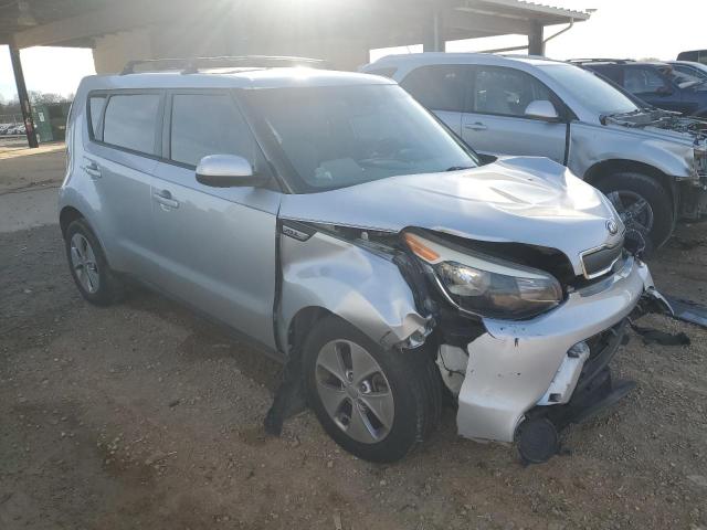 KNDJN2A20F7775481 - 2015 KIA SOUL SILVER photo 4