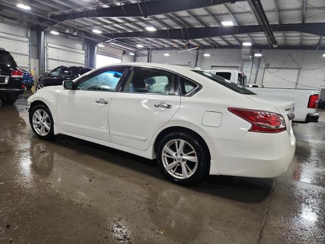 1N4AL3AP2DC913281 - 2013 NISSAN ALTIMA 2.5 WHITE photo 2