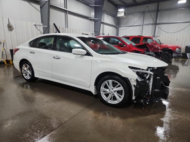1N4AL3AP2DC913281 - 2013 NISSAN ALTIMA 2.5 WHITE photo 4
