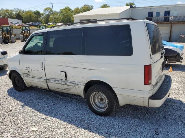 1GKDM19W5YB534490 - 2000 GMC SAFARI XT WHITE photo 2