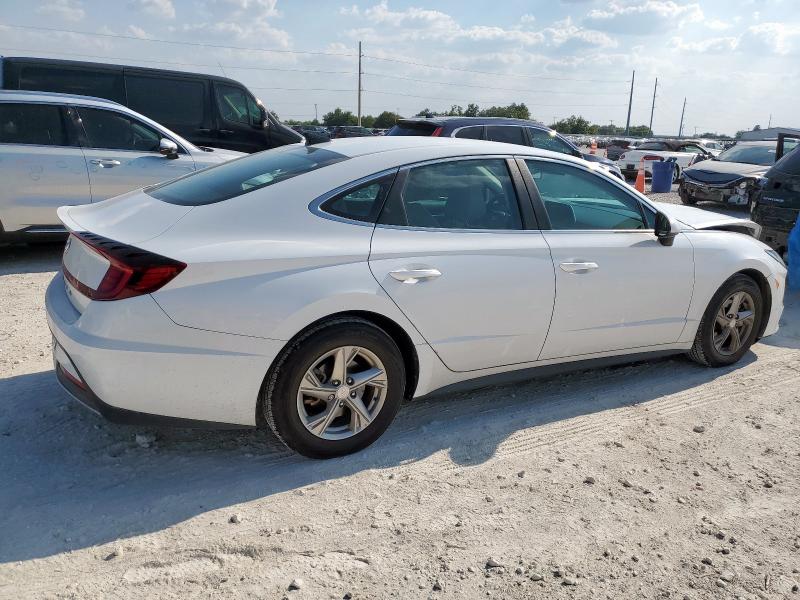 5NPEG4JA9NH145239 - 2022 HYUNDAI SONATA SE أبيض صورة 3