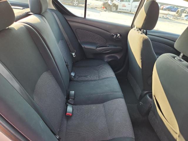 3N1CN7AP0FL895636 - 2015 NISSAN VERSA S SILVER photo 10