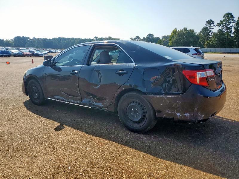 4T1BF1FK6CU097946 - 2012 TOYOTA CAMRY BASE BLACK photo 2