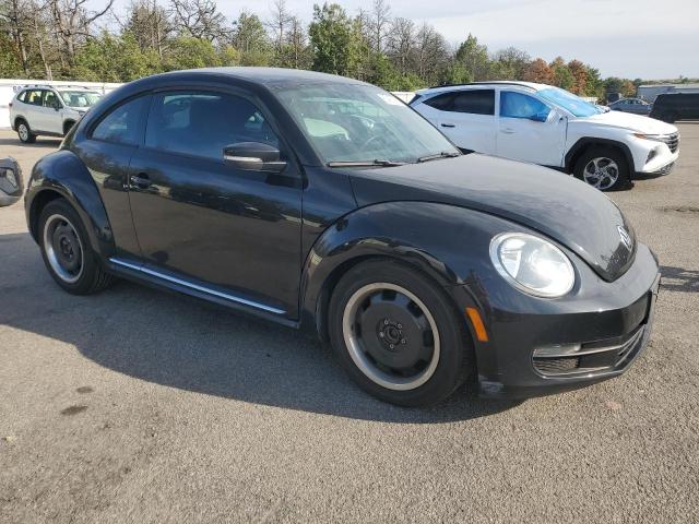 3VWJP7AT7CM659676 - 2012 VOLKSWAGEN BEETLE BLACK photo 4