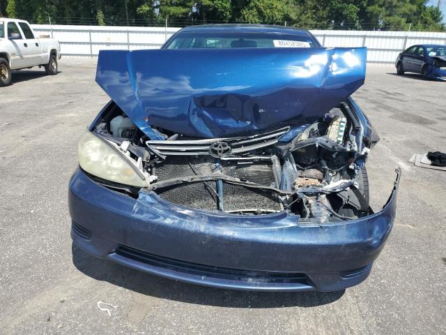 4T1BE32K15U088546 - 2005 TOYOTA CAMRY LE BLUE photo 5