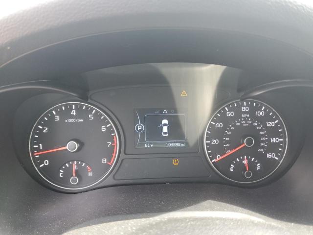 5XXGT4L33HG160984 - 2017 KIA OPTIMA LX Weiß Foto 9