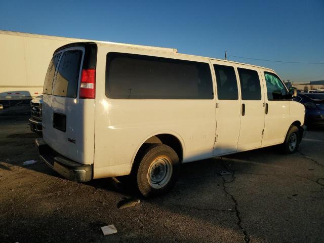 1GJZ7PFF6H1179361 - 2017 GMC SAVANA G3500 LT WHITE photo 3