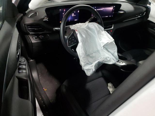 KL47LAE2XRB057856 - 2024 BUICK ENVISTA PREFERRED Белый фото 8