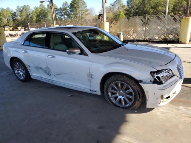 2C3CCAEG3EH232745 - 2014 CHRYSLER 300C WHITE photo 4