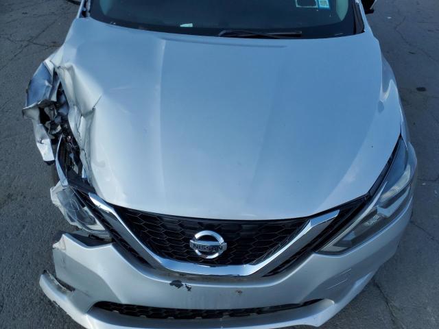 3N1AB7AP1JY300093 - 2018 NISSAN SENTRA S ვერცხლისფერი ფოტო 11