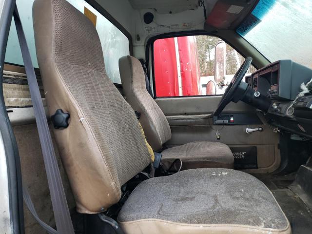 1GDM7H1C41J507480 - 2001 GMC C-SERIES C7H042 WHITE photo 11