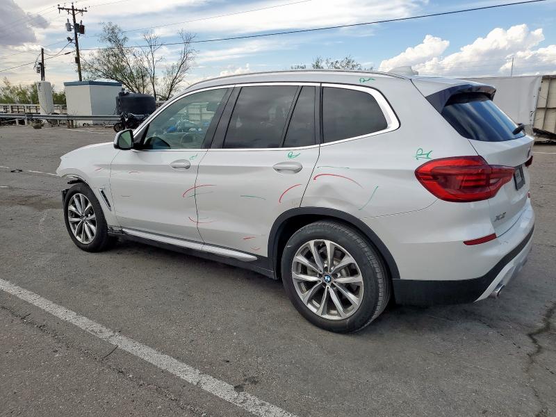 5UXTR9C59JLD68726 - 2018 BMW X3 XDRIVE30I თეთრი ფოტო 2