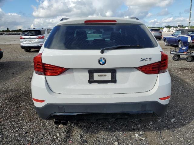 WBAVM1C5XDVW44988 - 2013 BMW X1 SDRIVE28I WHITE photo 6