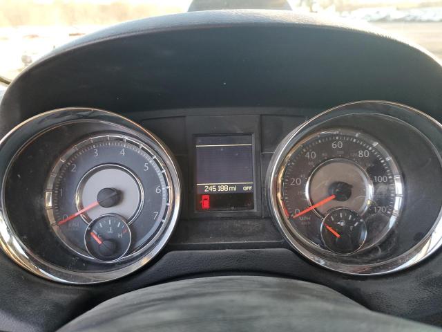 2C4RC1BG1ER159122 - 2014 CHRYSLER TOWN & COU TOURING RED photo 9